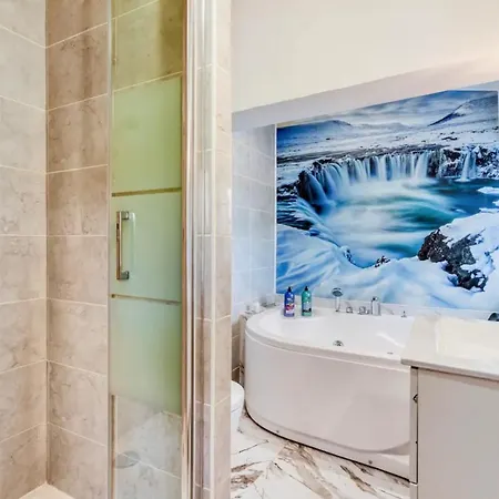 アパート - Jacuzzi, Wifi, Clim, Retroprojecteur *