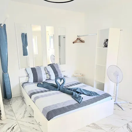 - Jacuzzi, Wifi, Clim, Retroprojecteur *