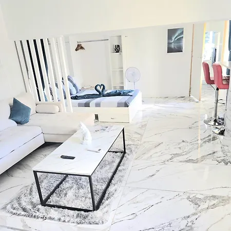 Apartment - Jacuzzi, Wifi, Clim, Retroprojecteur *
