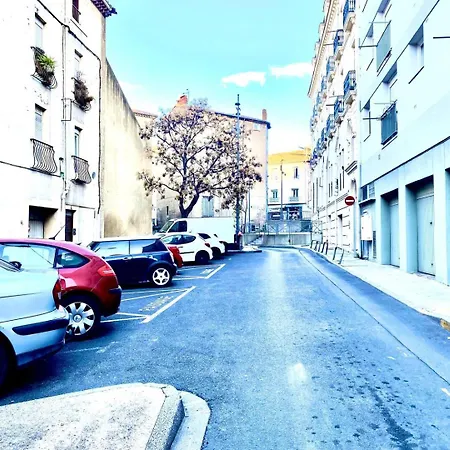 Apartment - Jacuzzi, Wifi, Clim, Retroprojecteur *