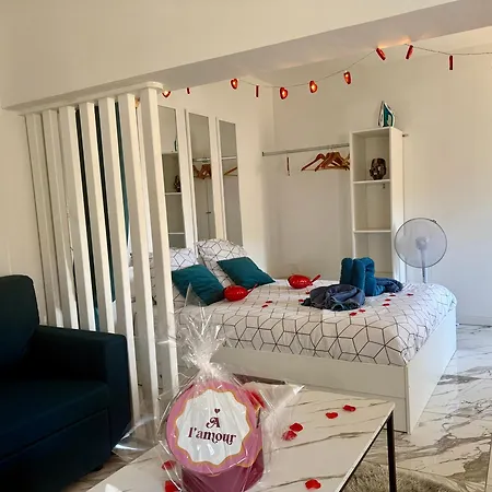 Appartement - Jacuzzi, Wifi, Clim, Rétroprojecteur *