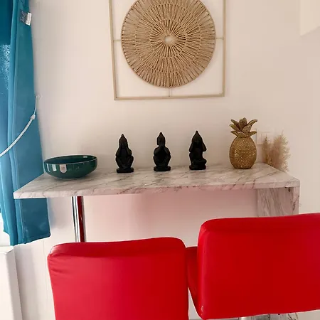 By Gc - Jacuzzi - Wifi - Clim - Retroprojecteur Apartment